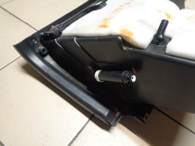 фото №13, Бардачок пасажира saab 9 3 9-3 ii 02-07 12835848