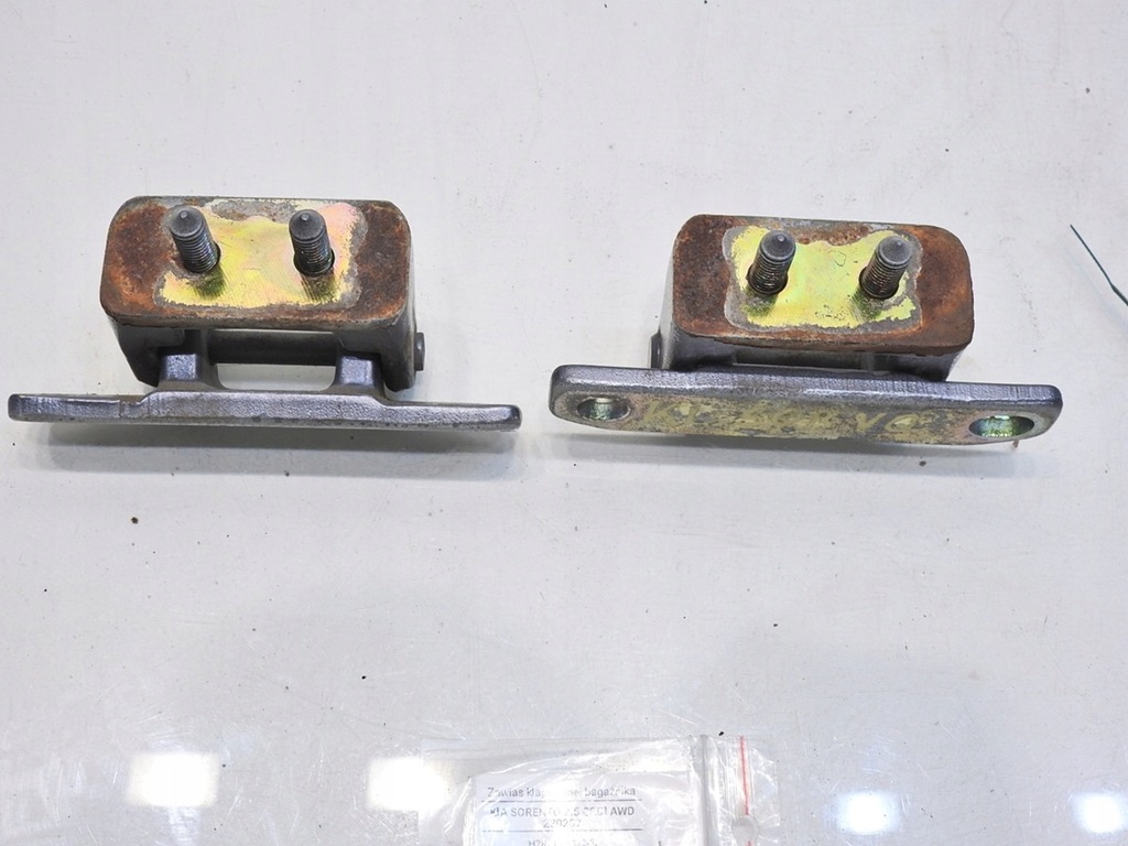 фото №5, Петлі кришки vq kia sorento i