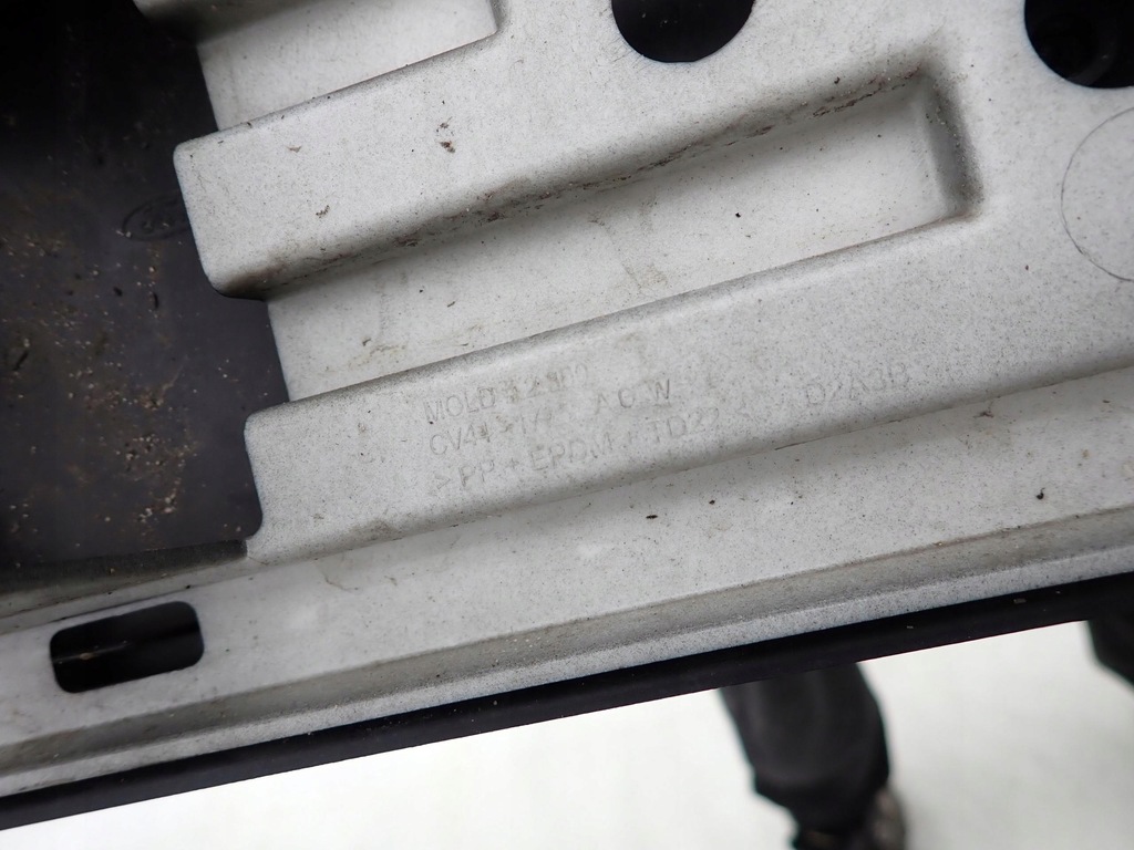 фото №12, Ford kuga 2 ii titanium 13-16 бампер перед spr