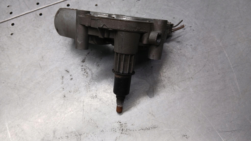 фото №6, Моторчик дворники задняя chrysler grand voyager i 00r