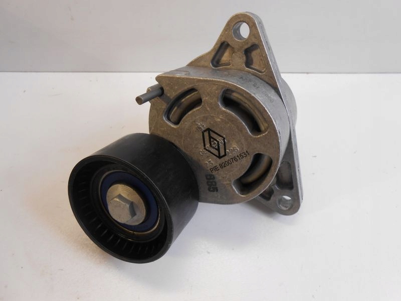 фото №2, Trafic master ii 2.5 ремінь натягувач ролик набір