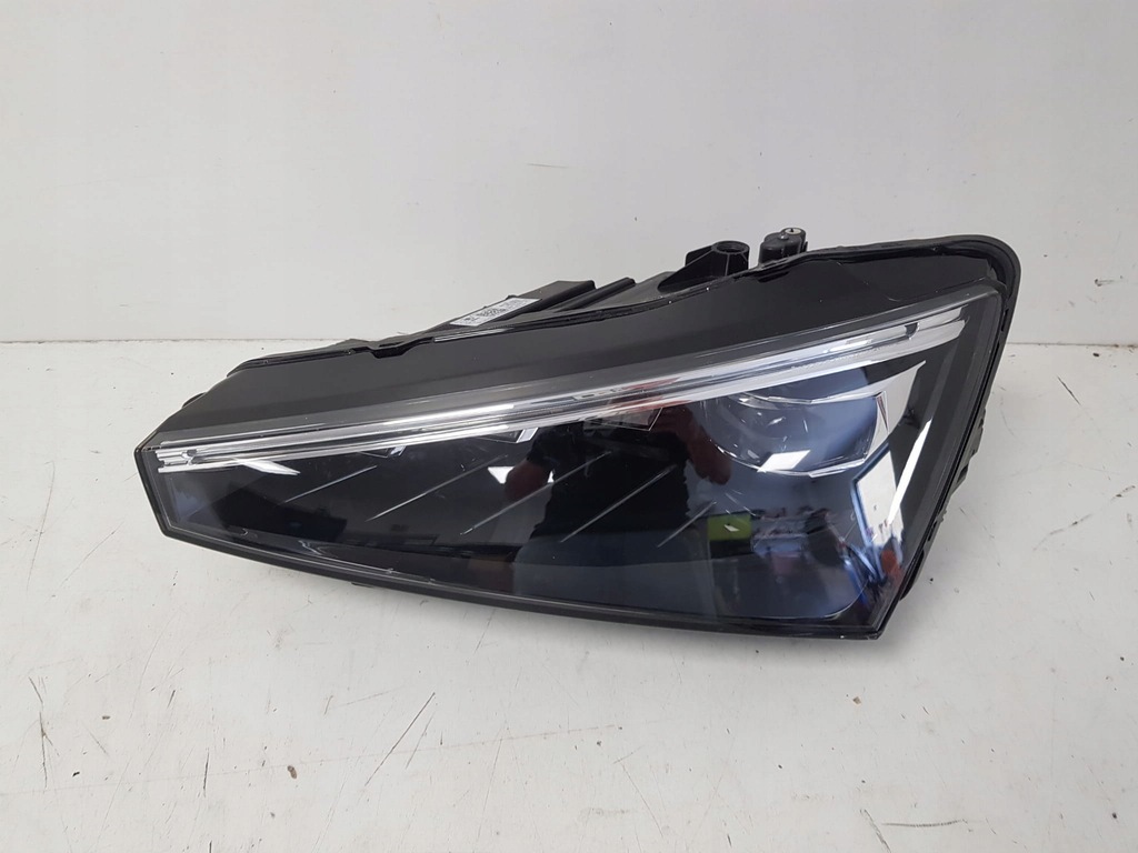 фото №3, Skoda scala лампа правая левая комплект перед crystal lighting idealne