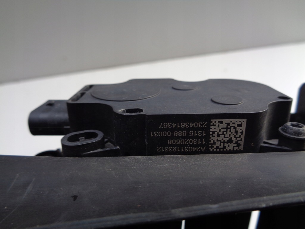 фото №7, Впуск повітря повітропровід жалюзі mercedes e-klasa w213