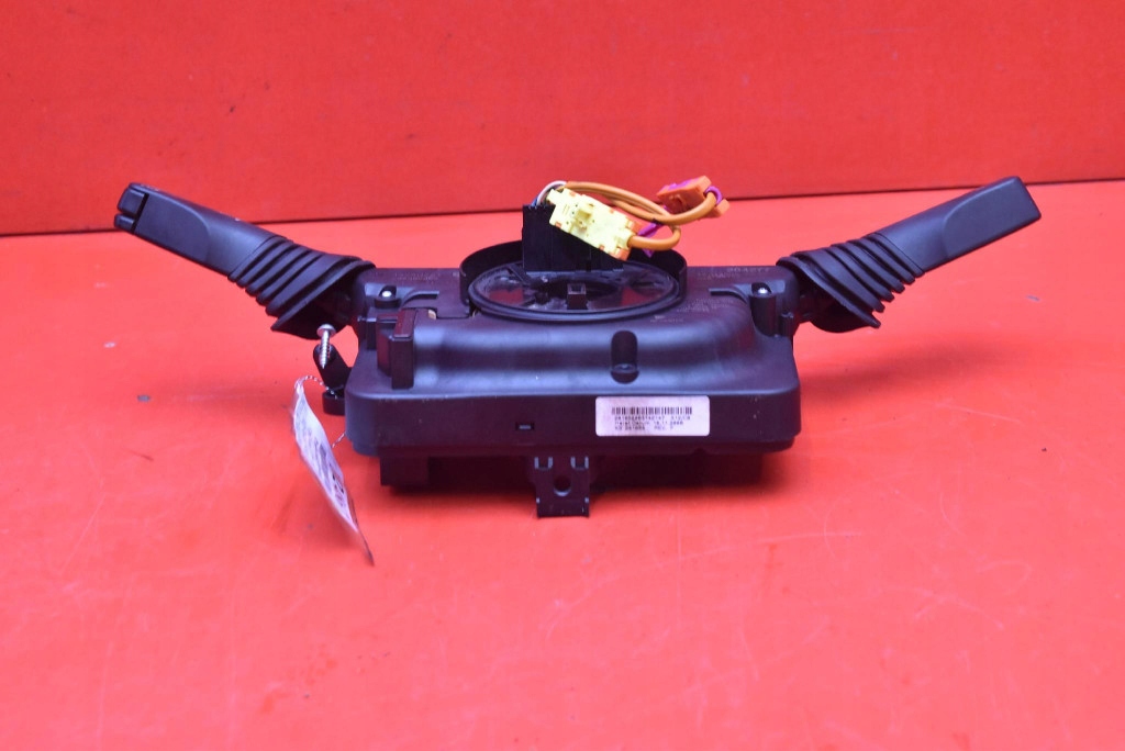 фото №5, Переключатель комбинированный подрулевой переключатель 13250221 gc opel astra 3 h 1.6 16v 105 km 04-07