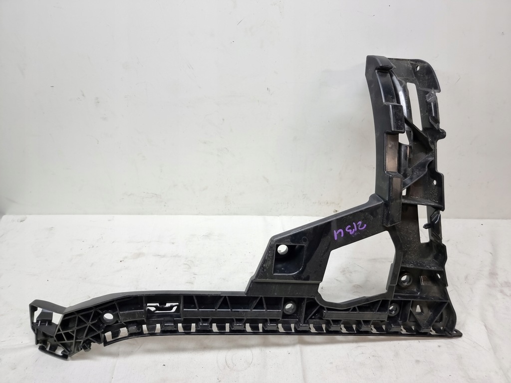 фото №1, Mercedes w213 направляющая бампера левый