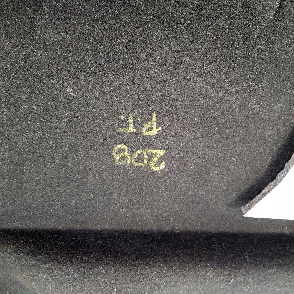 фото №3, Обивка багажника правый задняя peugeot 208