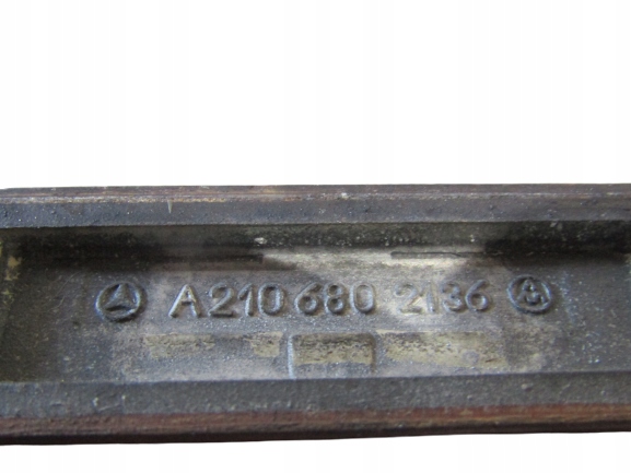 фото №4, Mercedes w210 рамка drewno панелі радіо comand 2106802136