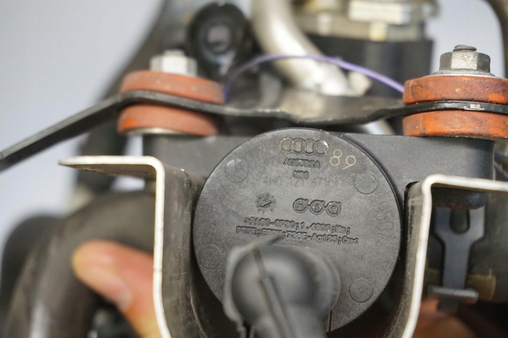 фото №8, Радиатор масла audi a6 c7 4g 3.0tfsi 4g0317021af