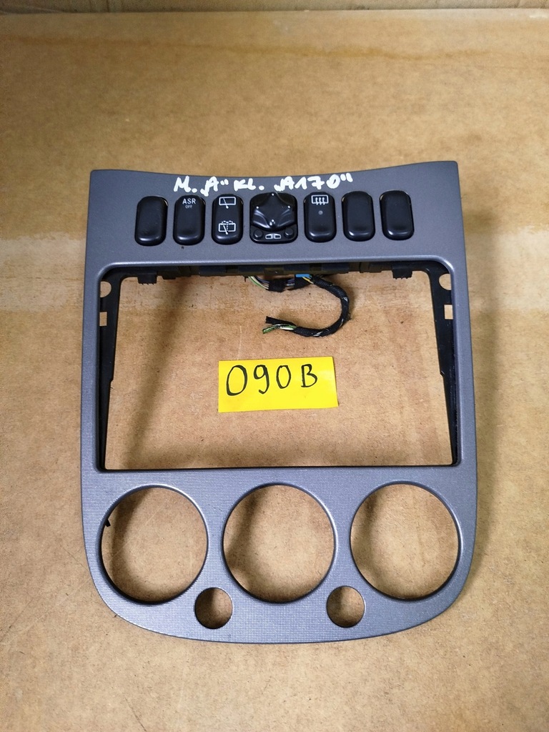 фото №1, Рамка радио переключатели дворник подогрев стекло mercedes a klasa w168