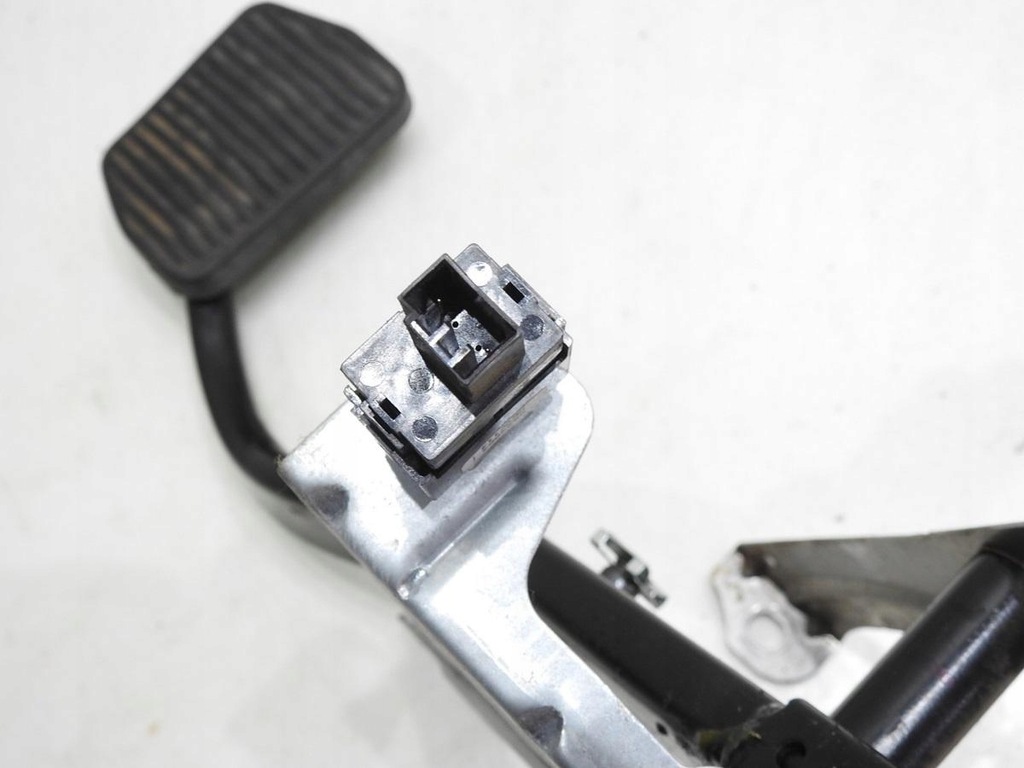 фото №5, Педаль тормоза автоматическая коробка передач volvo s60 i 2.5 t