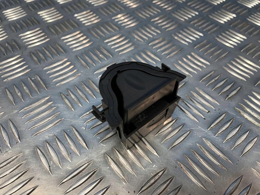 фото №1, Citroen c5 i lift кронштейн кронштейн чашка 9632614677