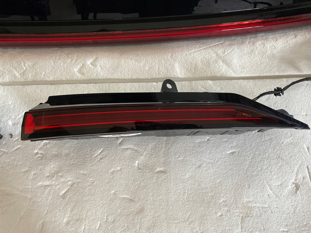 фото №7, Volvo polestar 2 стоп накладка крышки led 32228372