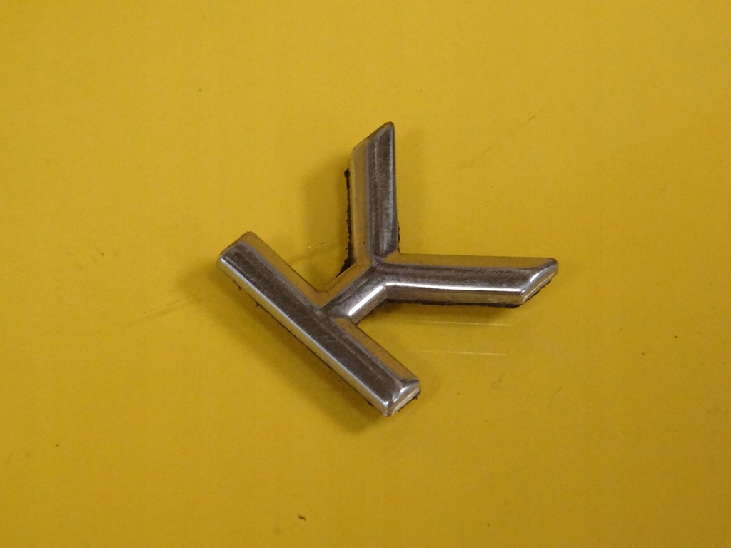 фото №10, Значок емблема надпис кришки задня alfa romeo 166 t.spark nr568