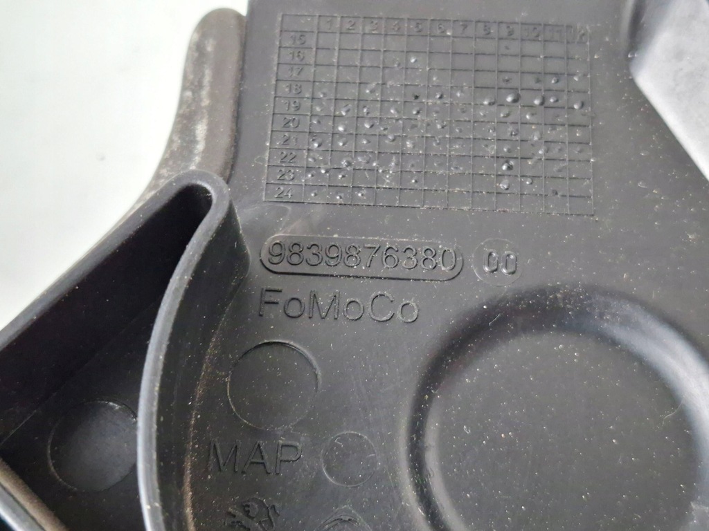 фото №12, Корпус распределительного вала citroen c3 aircross 9839876380