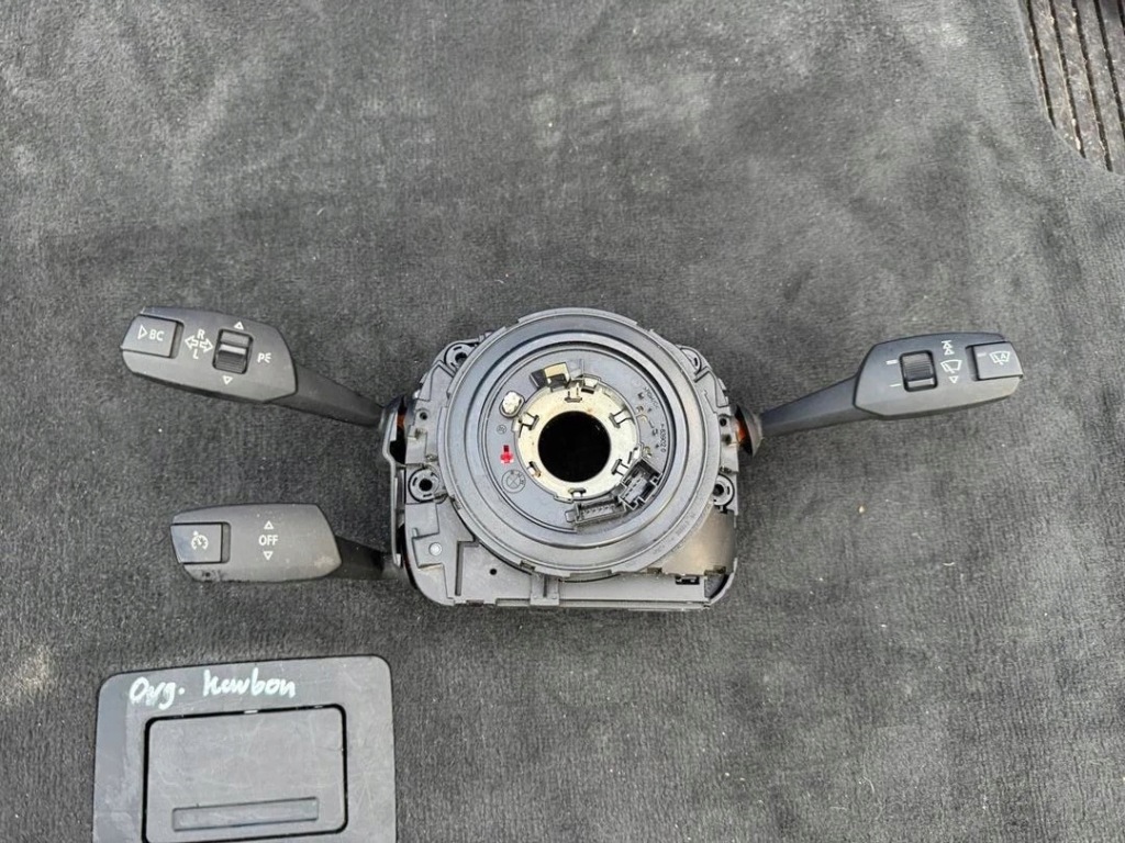фото №1, Переключатель комбинированный лента bmw iii e90 lift 9123051