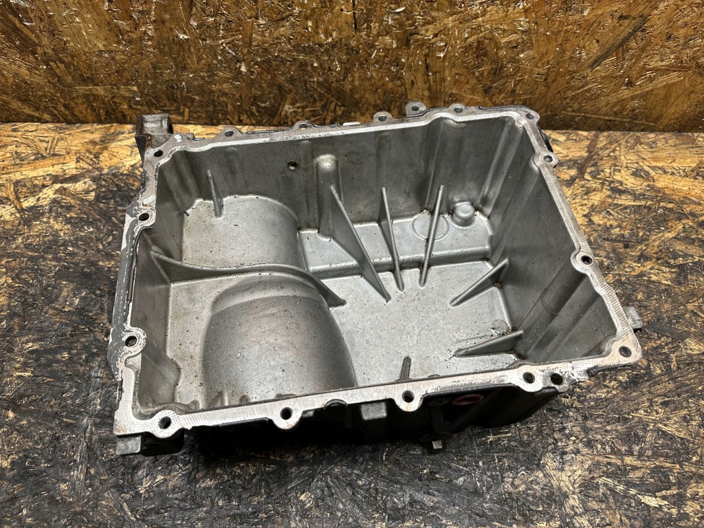 Поддон масляная ford fiesta focus 1.0 m1je ecoboost h1bg-6675 Киев