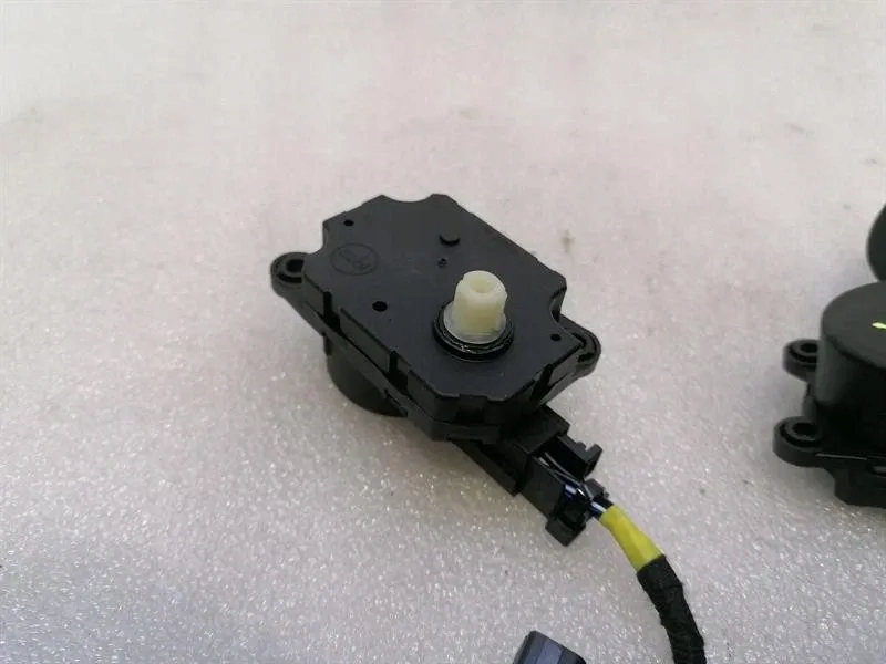 Ferrari gtc4 lusso heater 2461910177 резистор blower Недорого