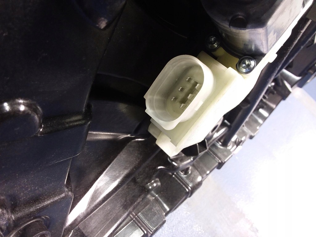 фото №4, Bmw 7 g11 g12 подъемник стекло перед правый 7360402