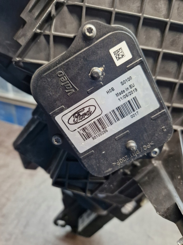 фото №12, Лампа перед ліва ксенон led skr. ford kuga mk2 lift