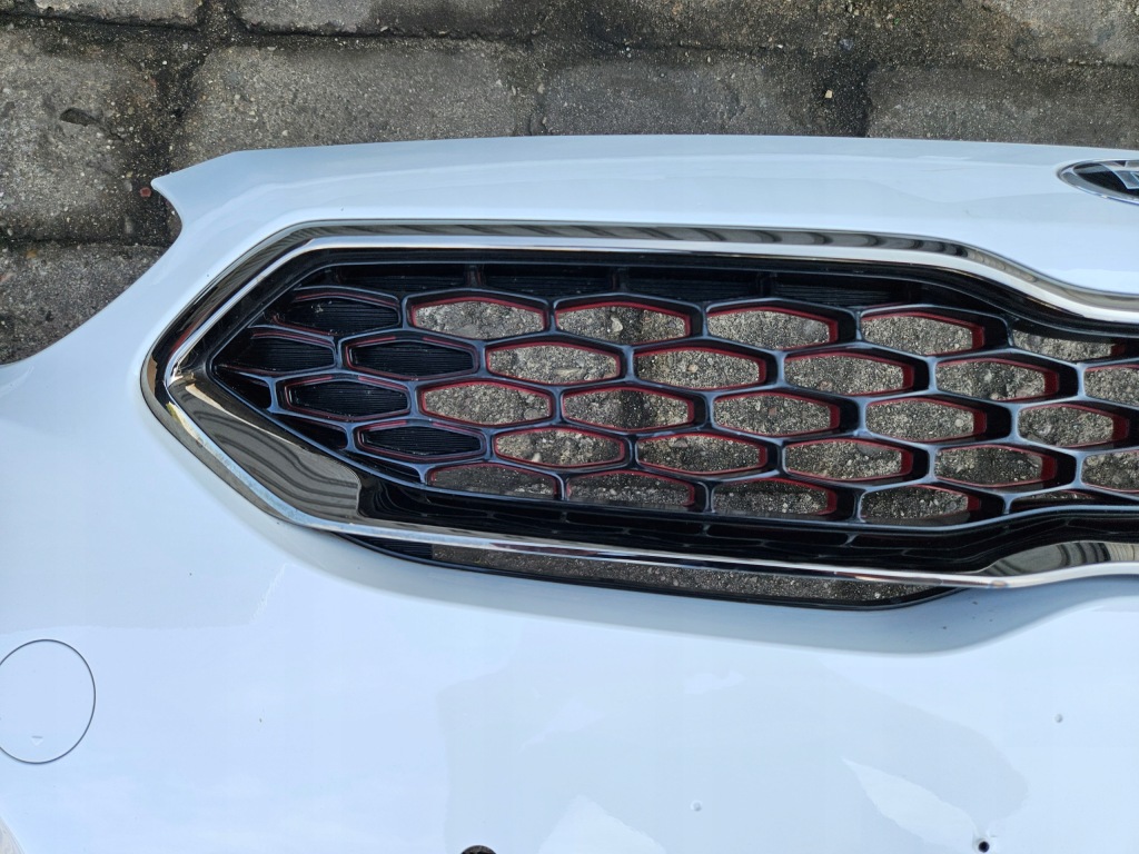 Передний бампер решётка радиатора kia ceed 3 gt 86511-j7710 18-21 Доставка
