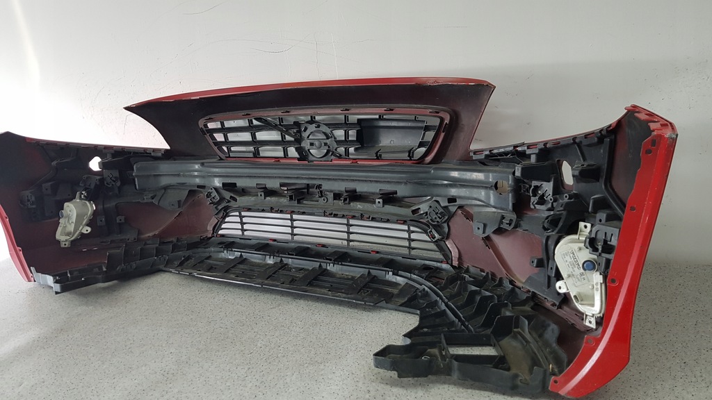 фото №6, Volvo v40 r-design 2012 - бампер перед 6705