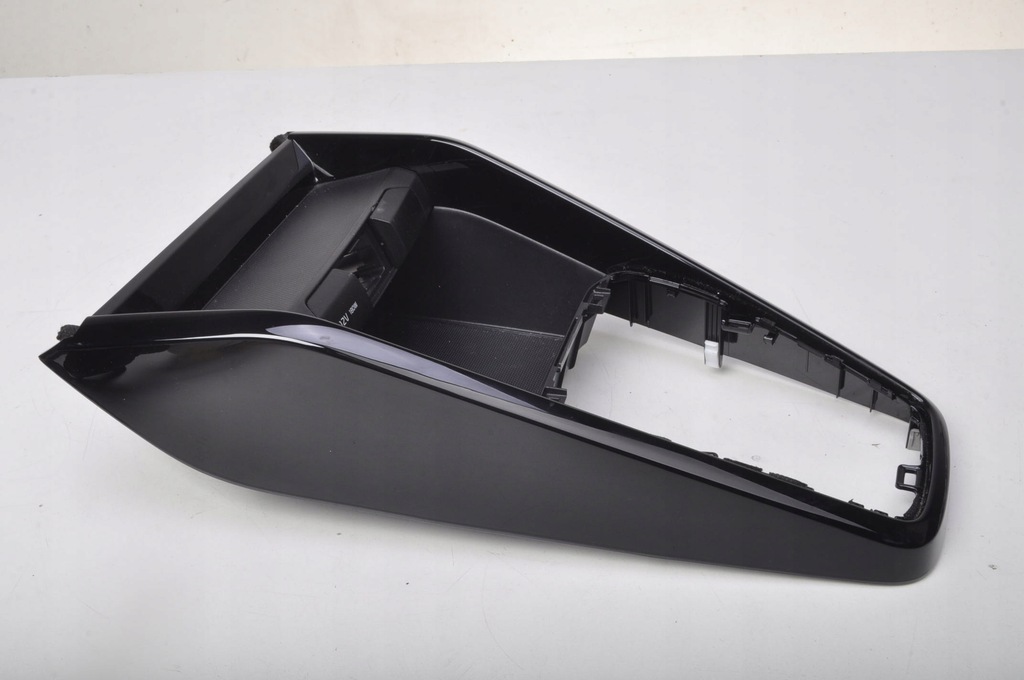 фото №7, Kia rio iv рамка туннель среднего 84635-h8900