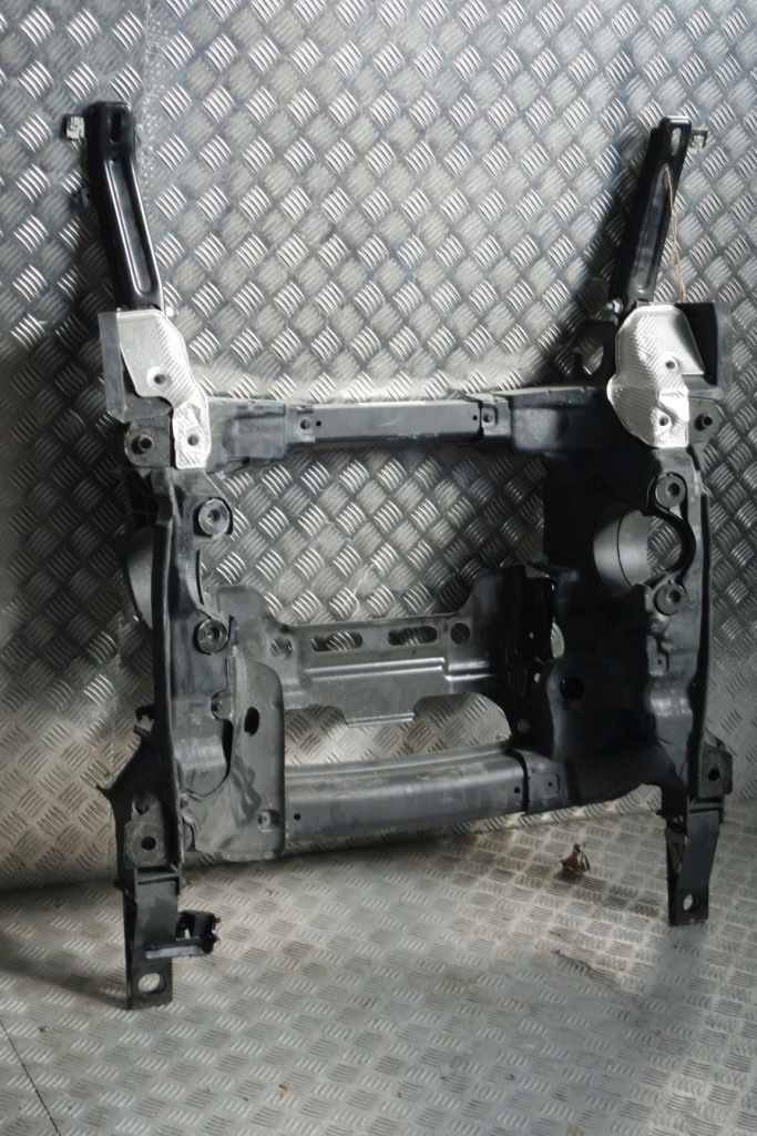 фото №1, Подрамник подрамник перед mercedes w217 4matic a2176200700