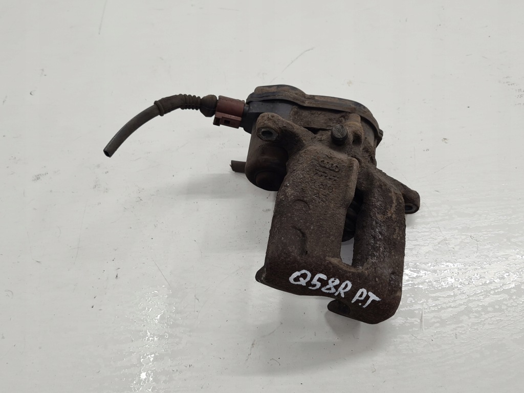 фото №1, Audi q5 8r суппорт тормозной правый задняя 3.0tdi