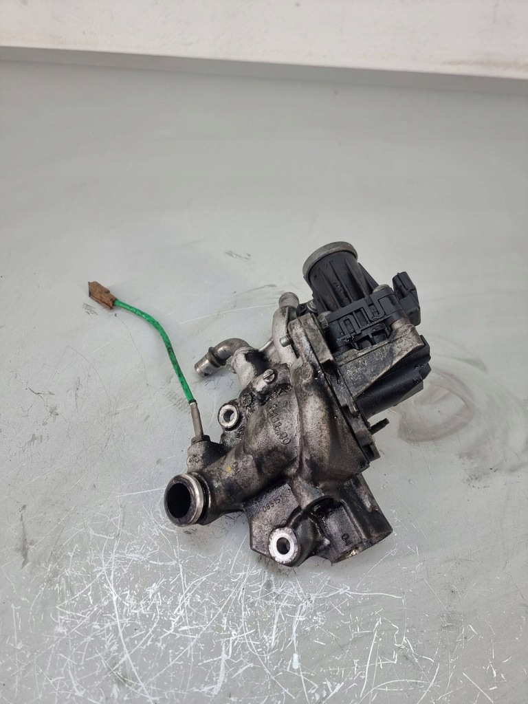 фото №1, Mercedes-benz a w176 2014 клапан egr