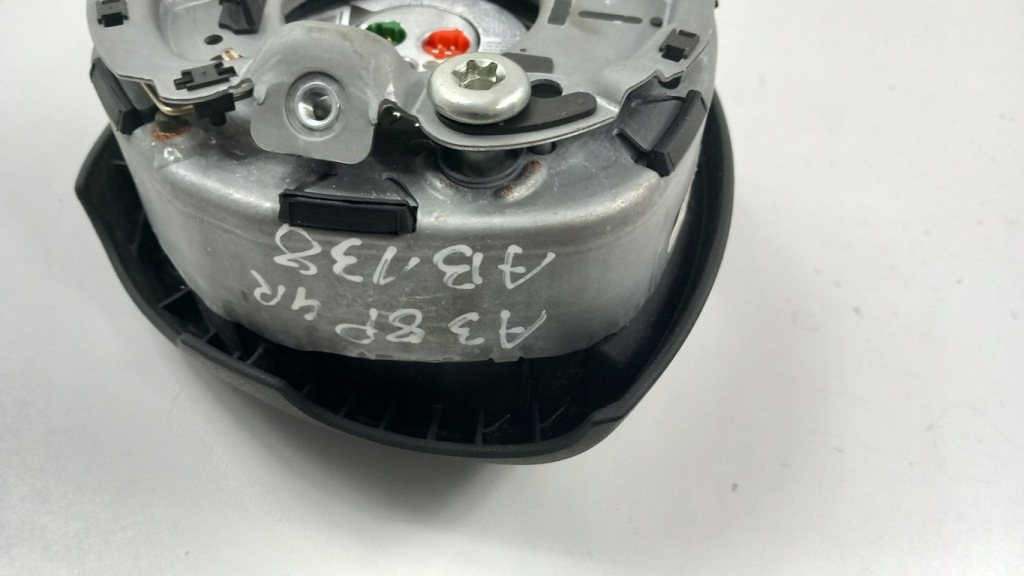 фото №4, Audi a3 8p подушка безпеки подушка водія 4 важіль