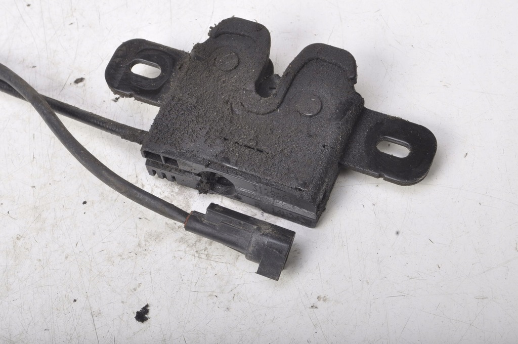 фото №6, Volvo v40 ii замок капот 31298610 комплект