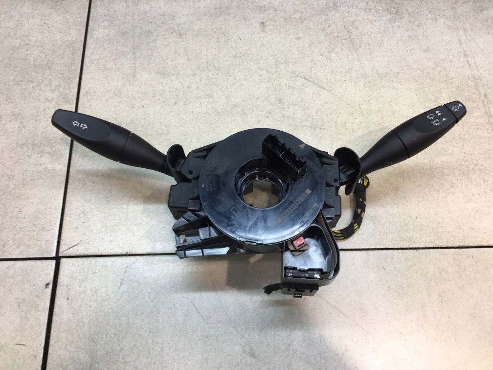 фото №1, Переключатель комбинированный fusion 1s7t13335ae 2s6t14a664ab