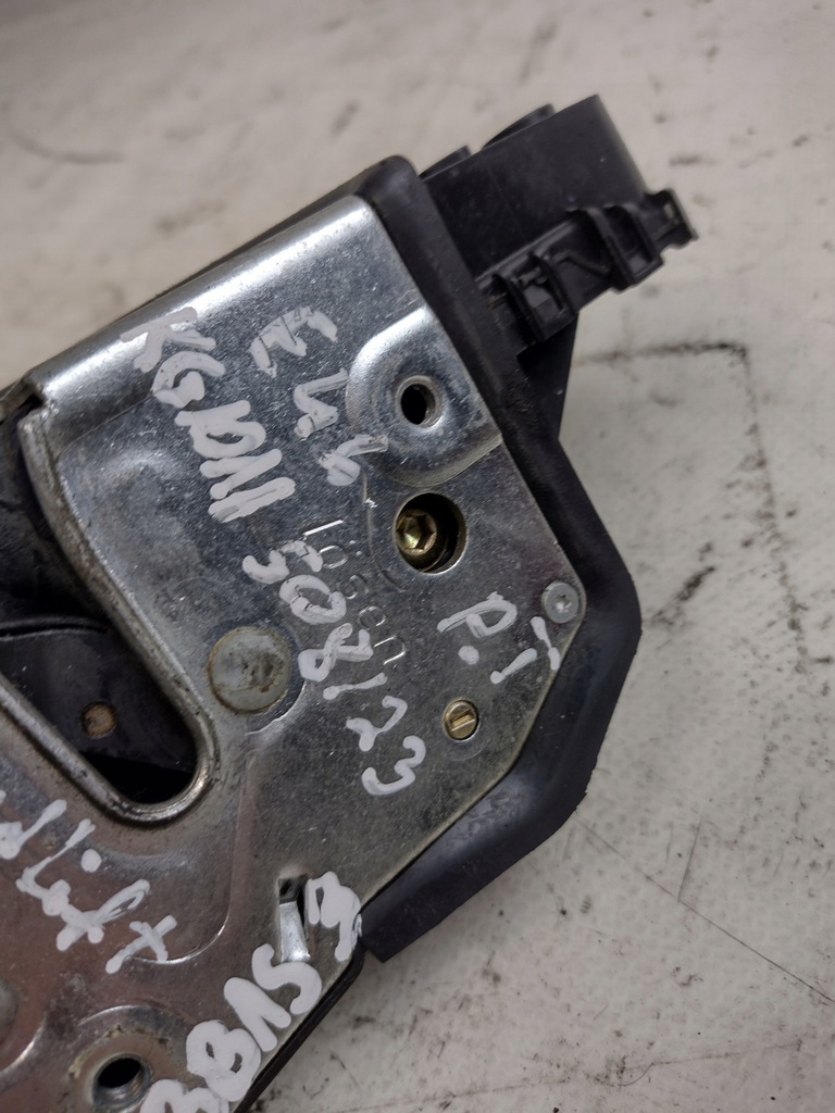 фото №10, Замок дверь правый задний bmw e46 sedan 7pin