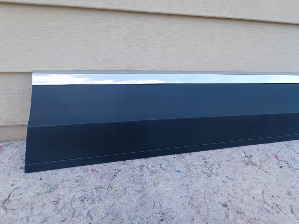 фото №2, Vw t-roc 2ga молдинг дверь правая перед 2ga854940 оригинал