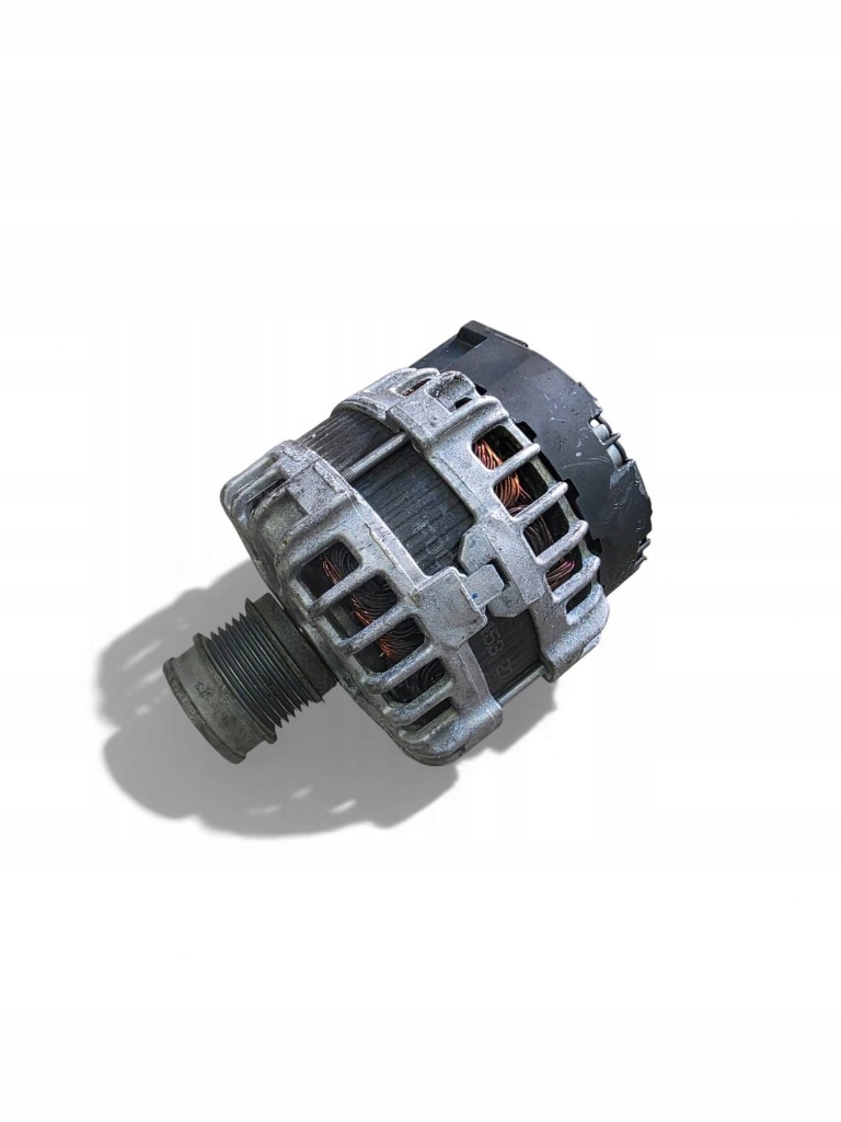 Купити Volkswagen multiwan t7 генератор 05l903026h