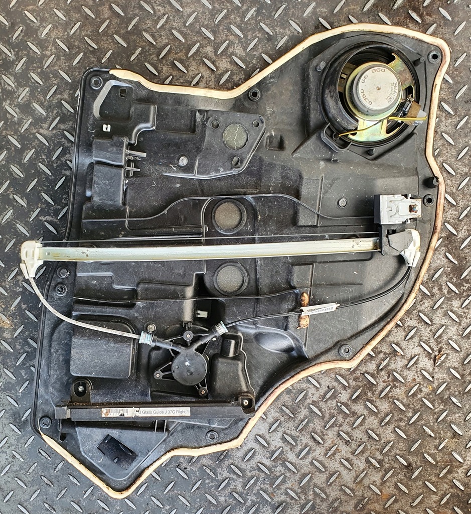 фото №2, Підйомник правий задня електричний mazda demio 2 ii