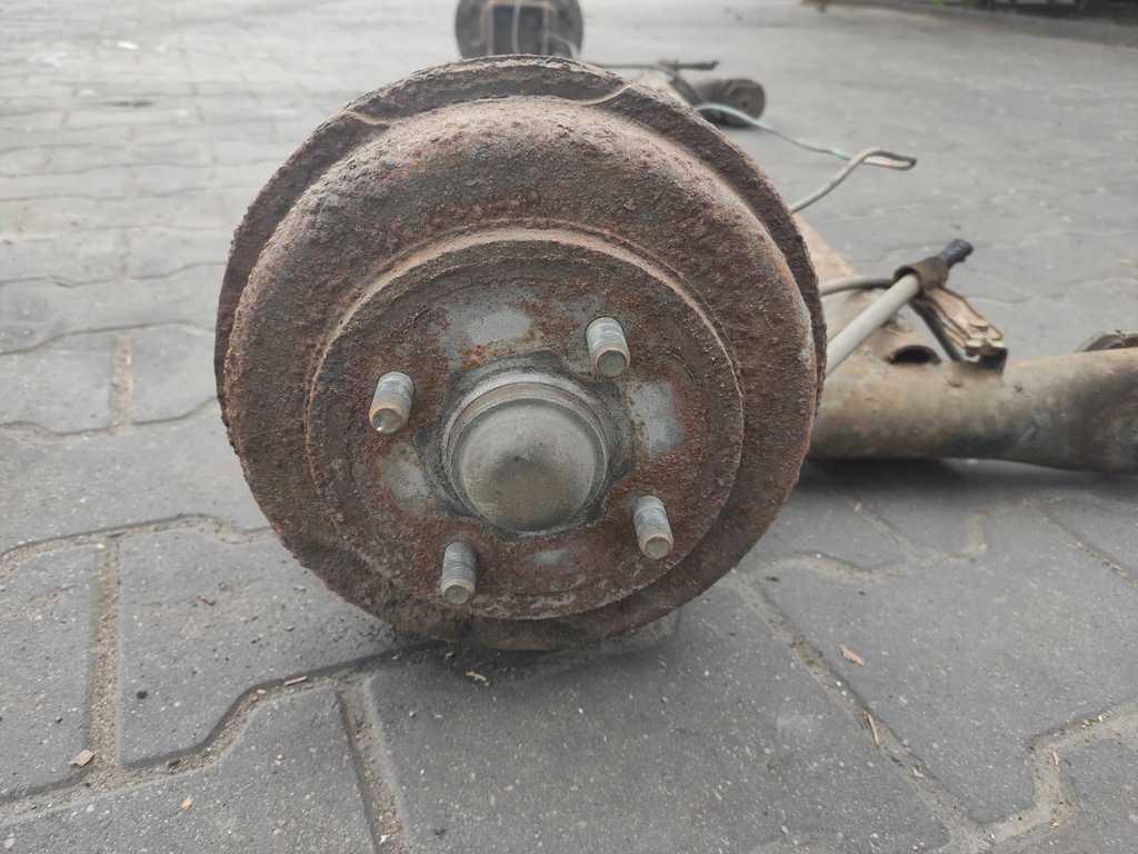 фото №8, Oś балка задняя задняя suzuki swift iii kpl тормозные барабаны 2004-2010