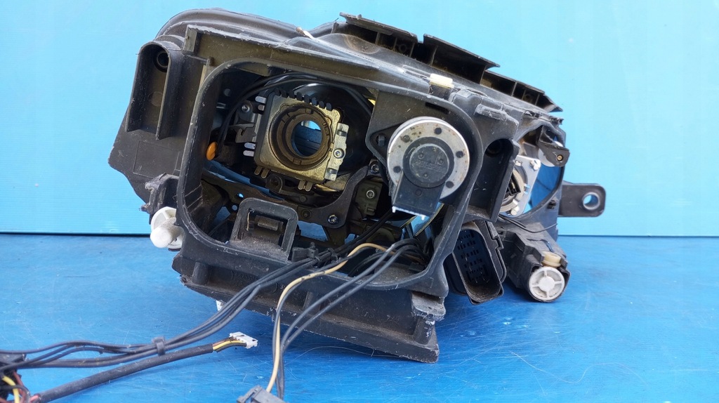 фото №12, Корпус лінза лампа лівий перед ксенон eu 3c0941751d vw passat b6 поворотний