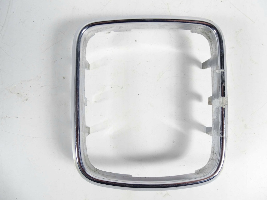 фото №1, Mercedes w169 w245 хромированная рамка выборщик