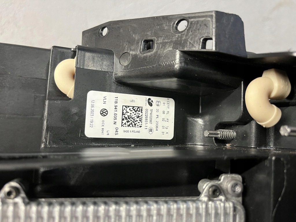 фото №11, Vw id4 id.4 лампа левый перед full led 11b941035n