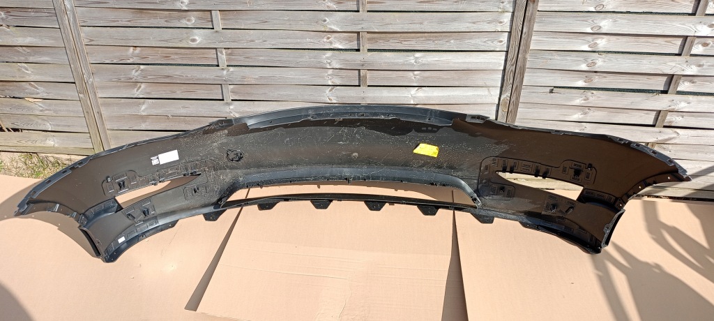 Купить Бампер перед передний tesla model y 20-24rok 1540104-06-c 1493736-s0-e новый