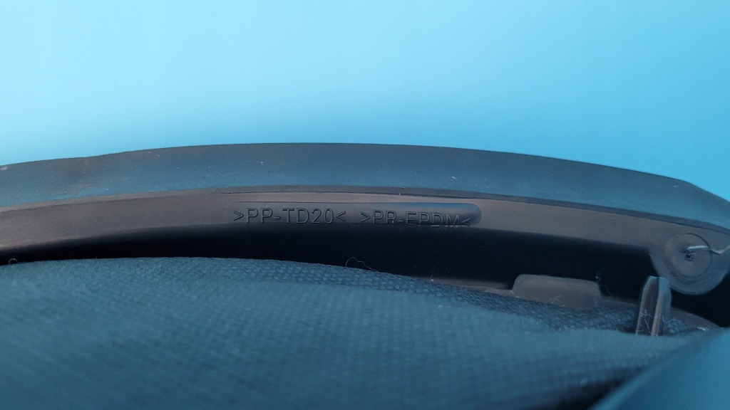 Opel corsa f 23r gs-line шланг канал впуск воздуха 9826494880 9826752180 в Украине