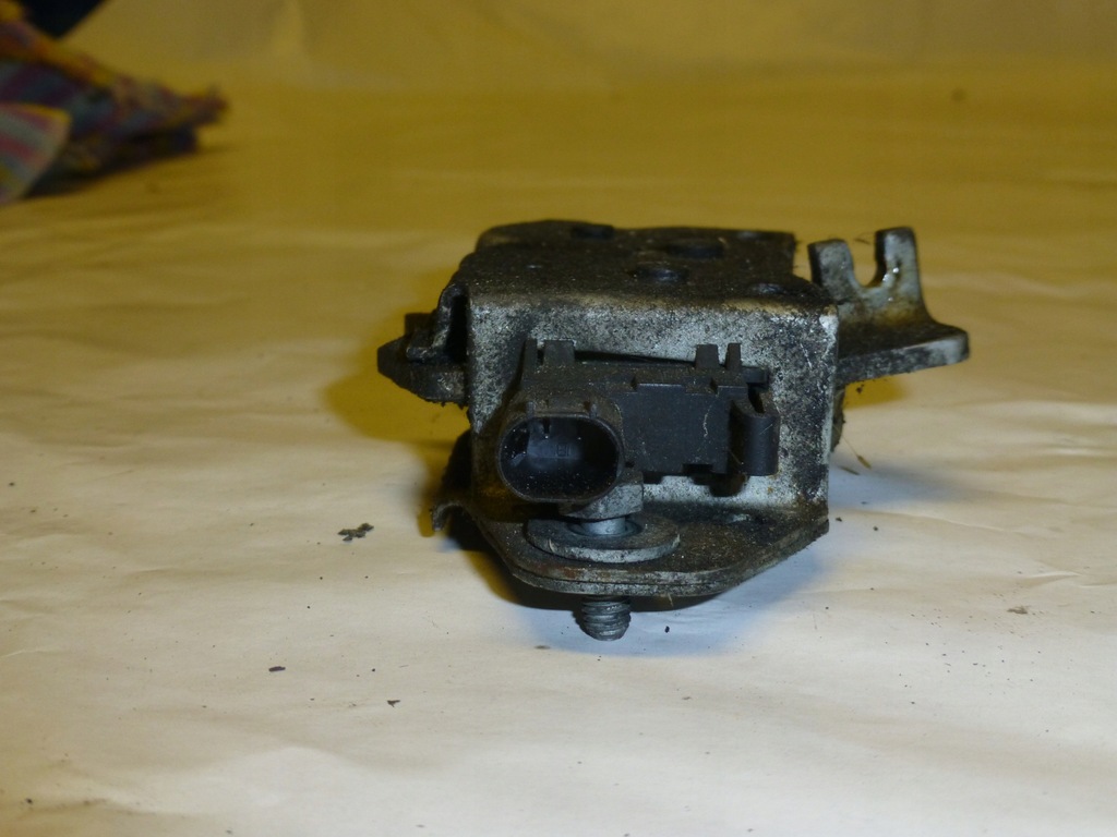 фото №3, Замок капот mini one 3d r50