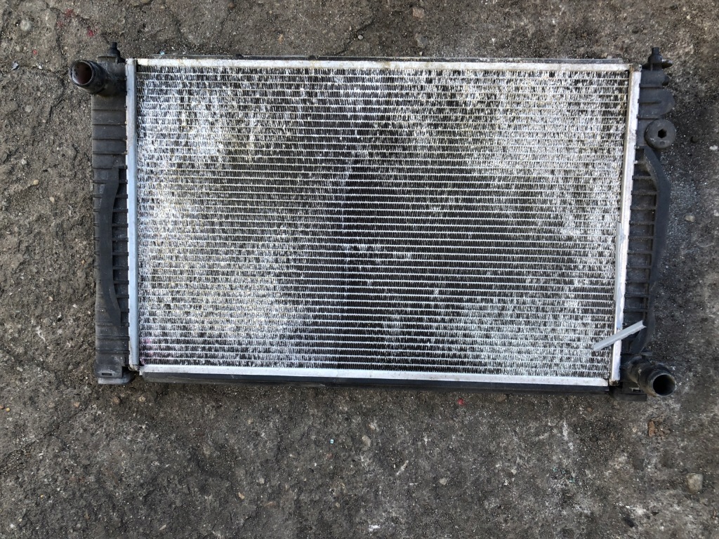 Купити A4 b5 рестайлінг  99-01 2.5 tdi механічна коробка передач радіатор води