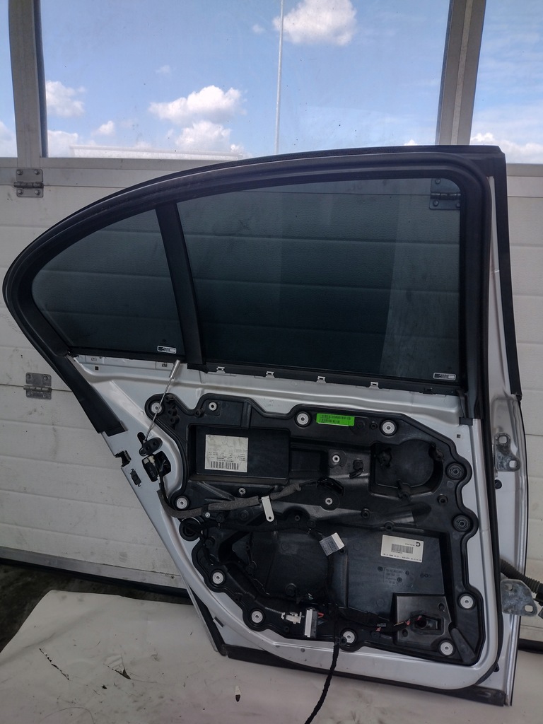 фото №9, Дверь задняя левый bmw 7 e65 titansilber 354