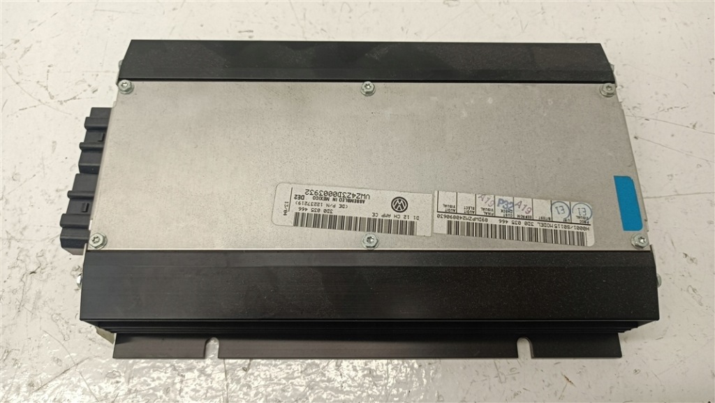 Купить Усилитель тюнер радио vw phaeton 3d 4.2 b v8 bgh 3d0035466