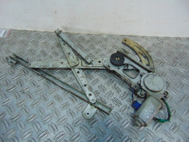 фото №1, Subaru forester підйомник. скло p p ---