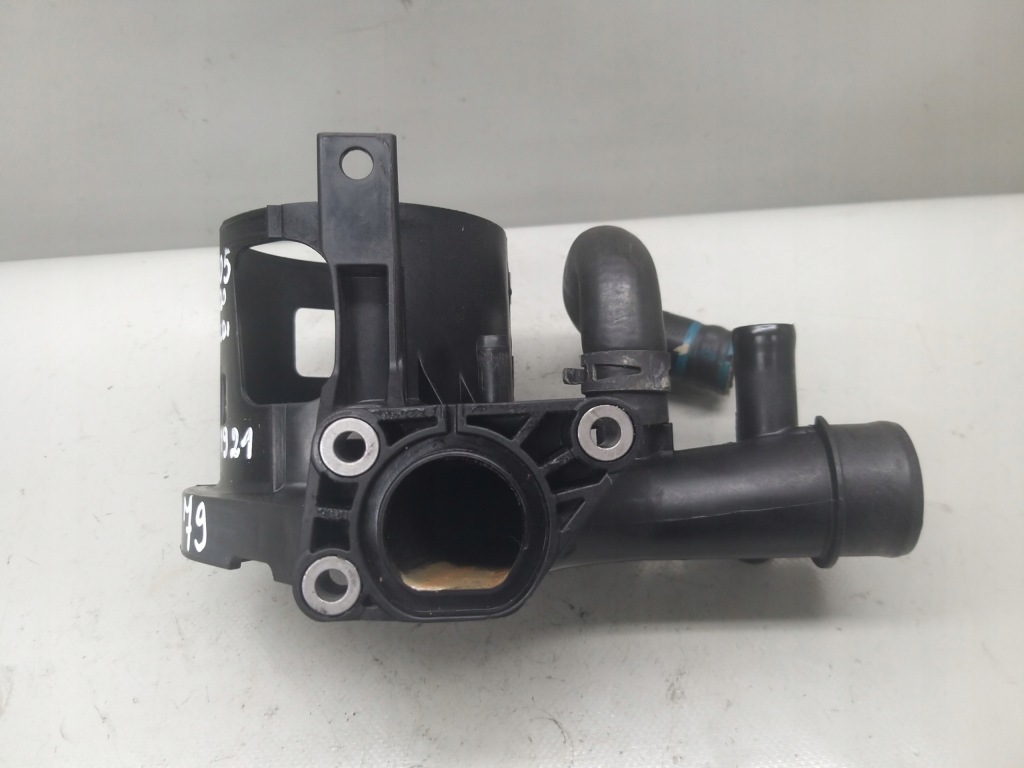 Корпус основа фільтра пального w205 c220 2.2 cdi 651 651921 w253 a6512003700 Ціна