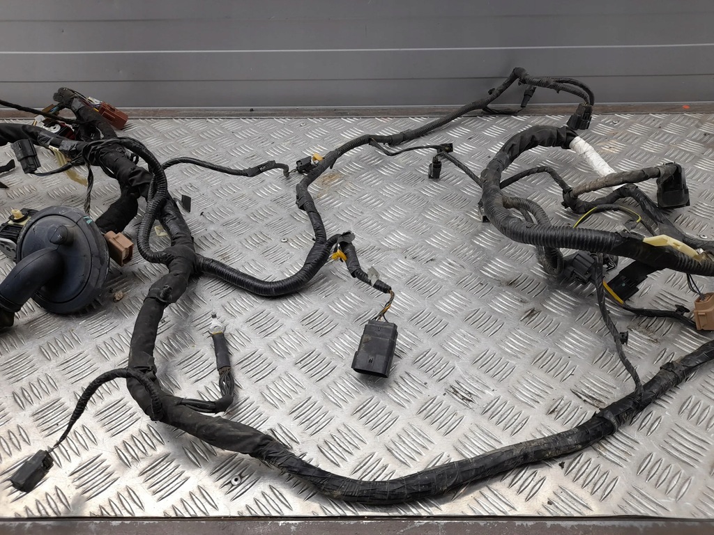 фото №10, Ford f150 hl3t12a581 с передний блоки управления двигателя