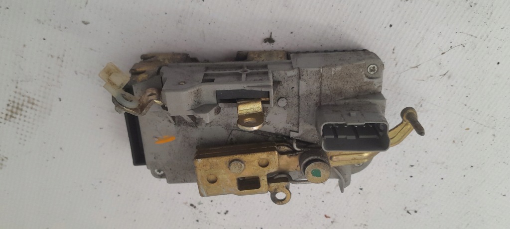 Citroen c8 i замок двері лівий перед Ціна